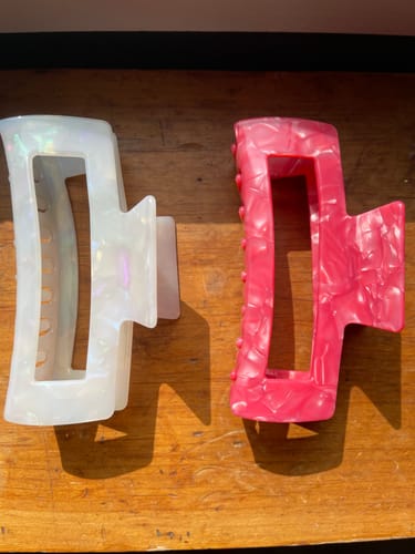 Customer photo review of TR x Bethany XL Claw Clip