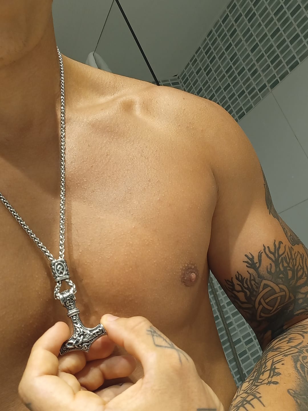 Customer photo review of Mjölnir - Thor's Hammer Stainless Steel Necklace