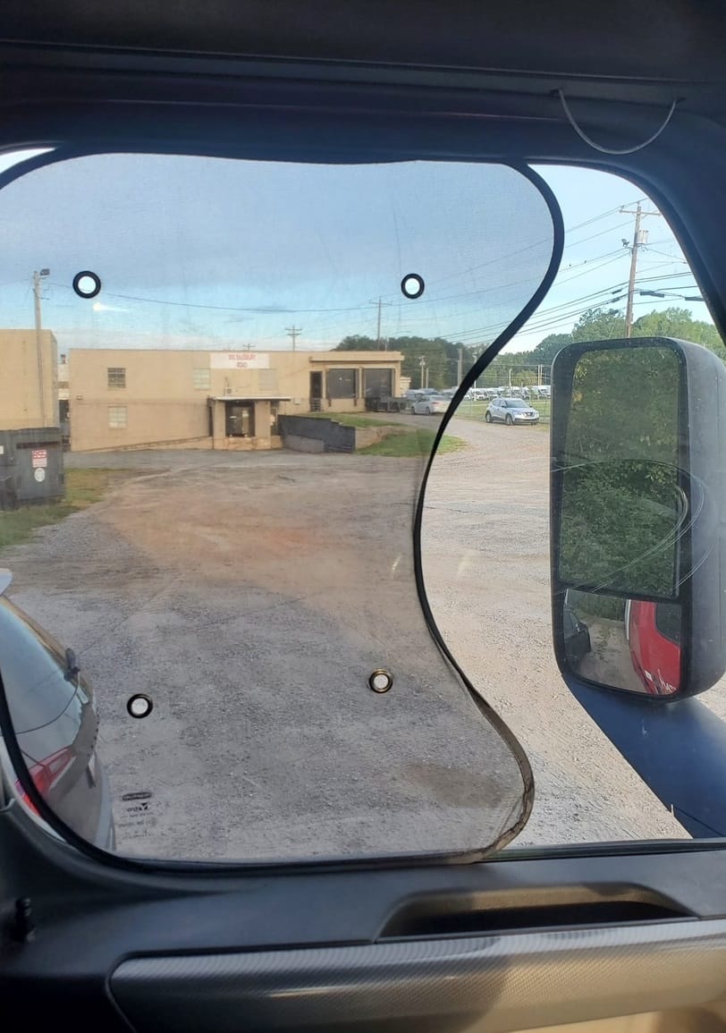 Customer photo review of SEMI-SHADE™ Side Windows Sun Shade