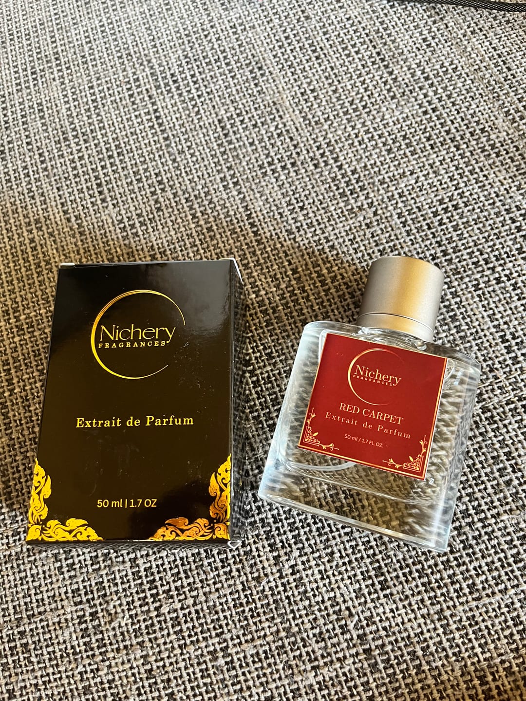 Customer photo review of Nichery Red Carpet Extrait de Parfum - Unisex 50ml - ÚJ ÜVEG