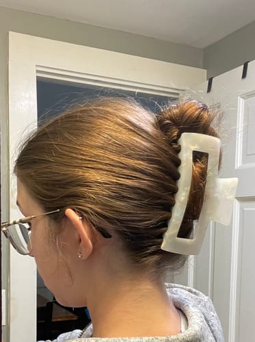 Customer photo review of XL Dreamy Claw Clip