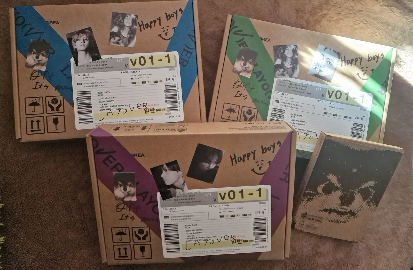 Customer photo review of BTS V - LAYOVER 1ST SOLO ALBUM WEVERSE VER. NO P.O.B VER.