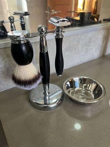 Customer photo review of Set de afeitado Caballero Armado de Ebony negro