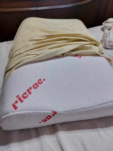 Customer photo review of Wavy Memory Foam Pillow