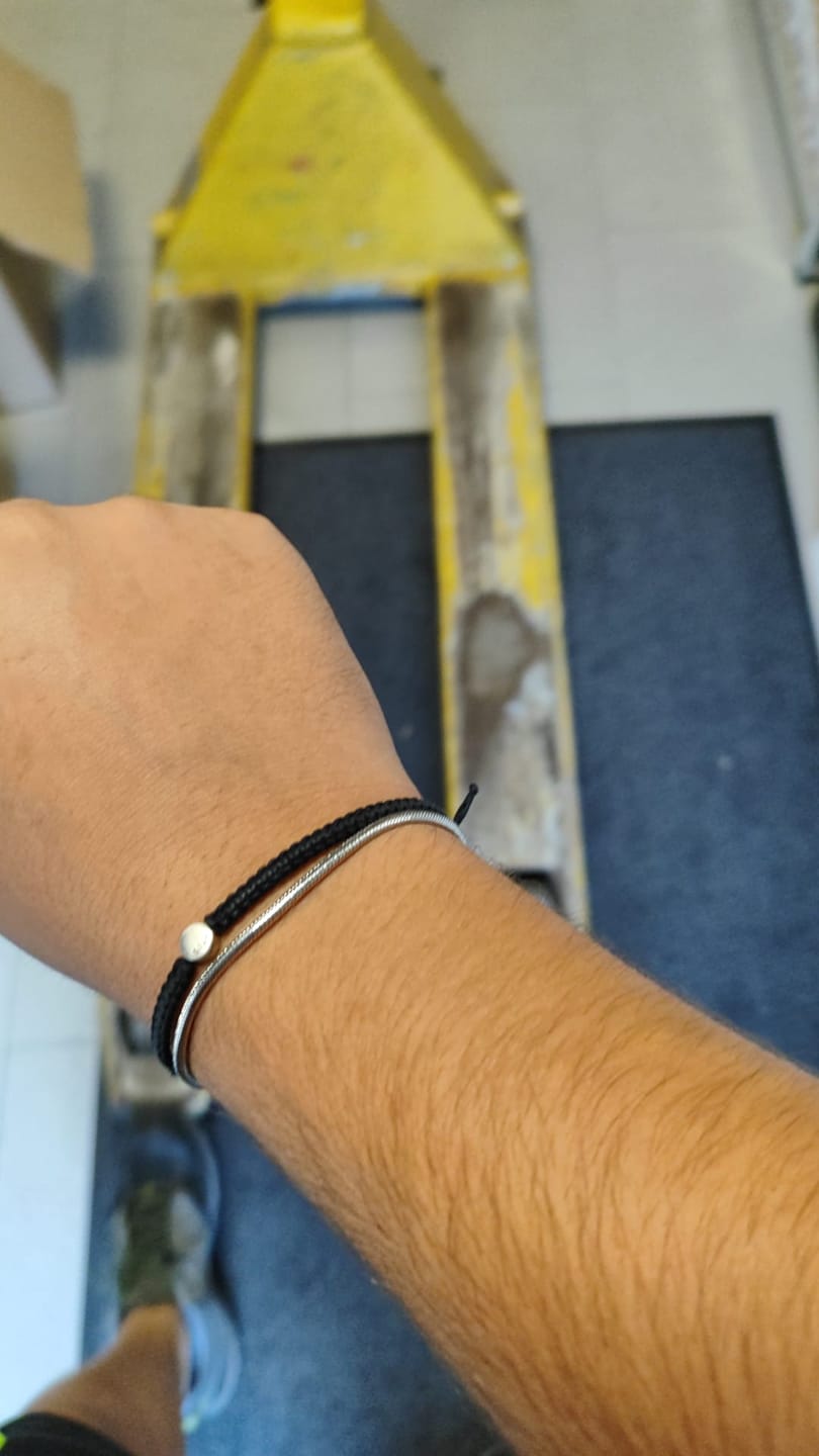 Customer photo review of Pulsera Hombre BRAVE Valente