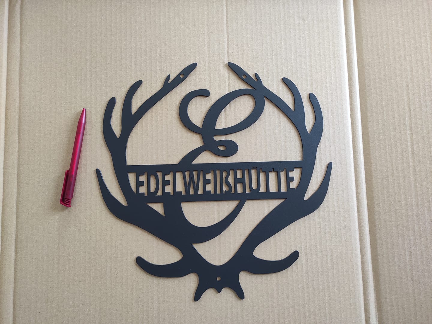 Customer photo review of Monogramm - Hirschgeweih aus edlem Stahl (personalisierbar)