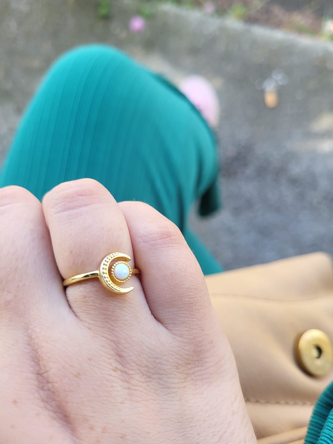 Customer photo review of Anillo Lunar