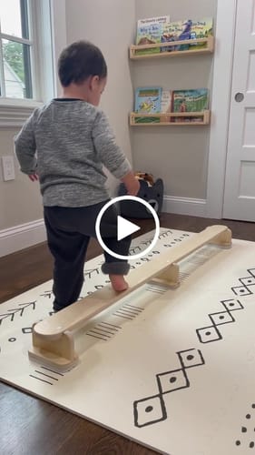 Customer video review of Little Gymnast