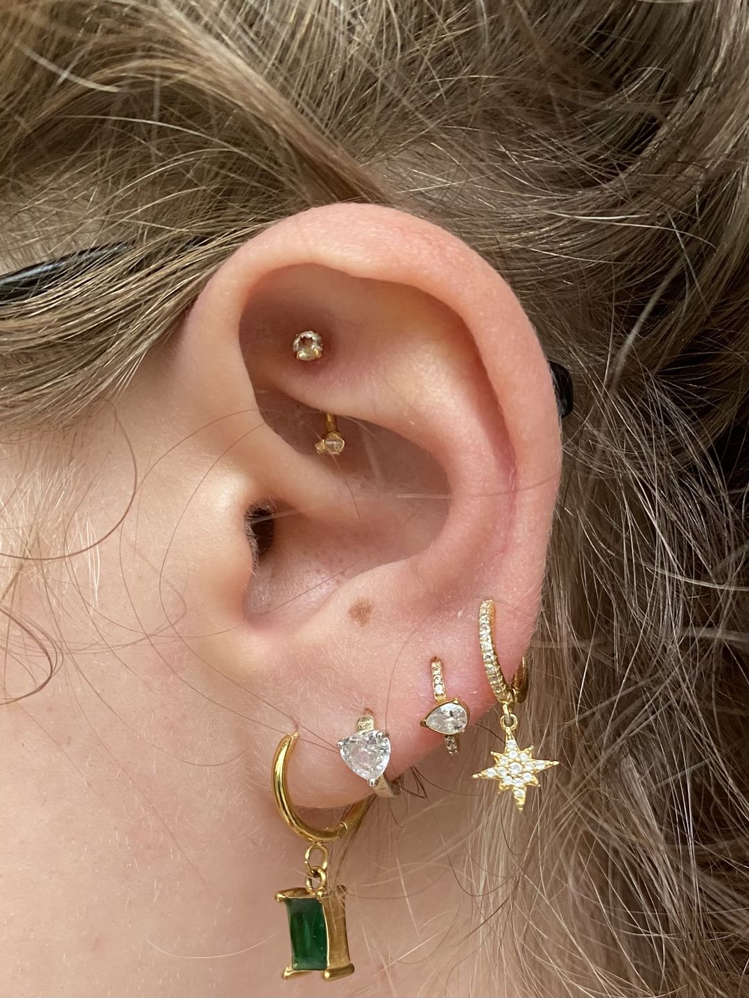 Customer photo review of Crystal Curved Barbell