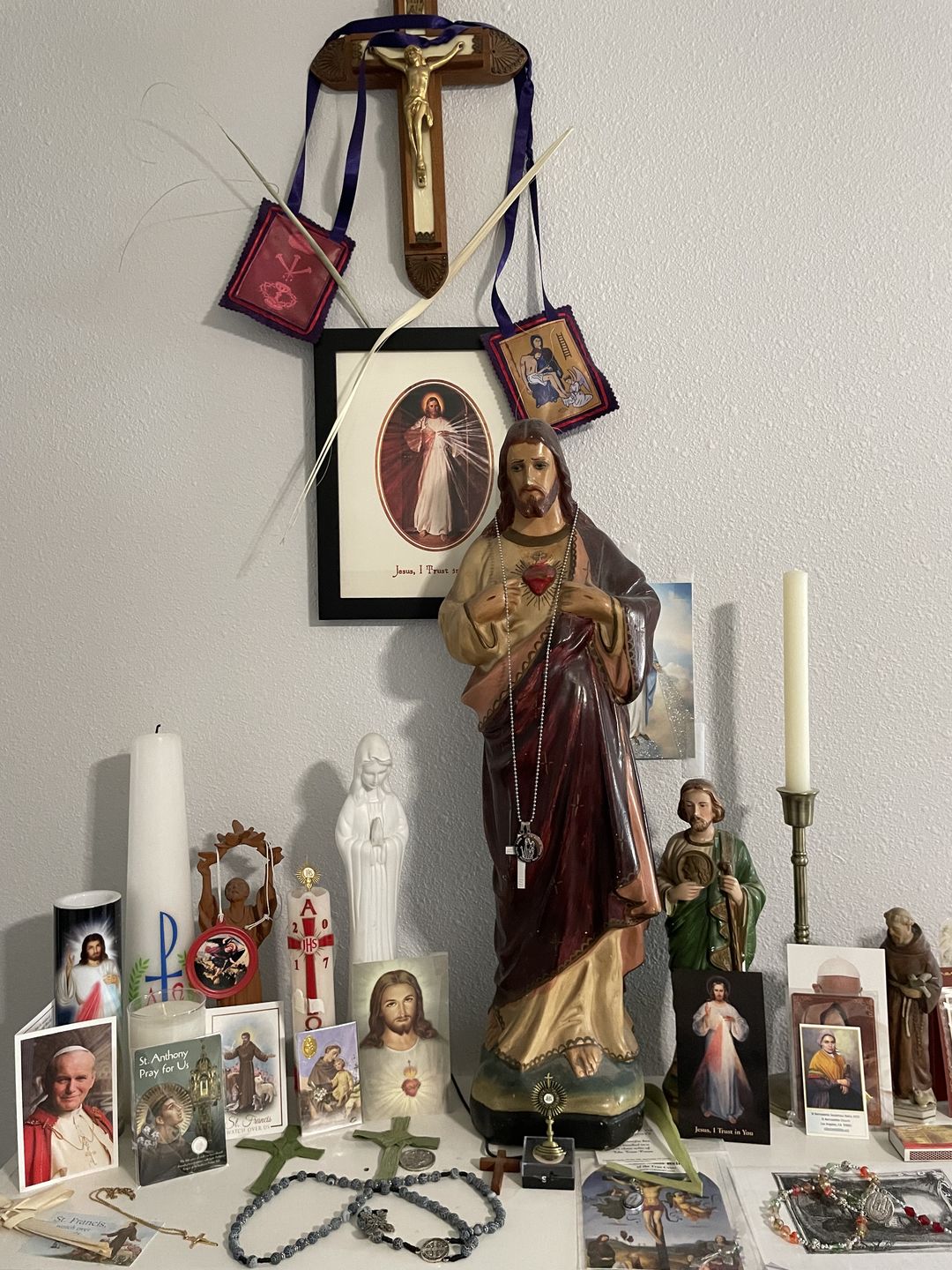 Customer photo review of Miniature Monstrance touched to 1st class Relic of True Cross- Pediatric Fundraiser