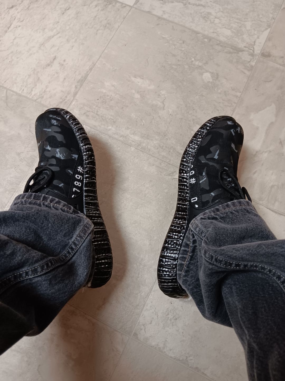 Customer photo review of CamoX™ Black White