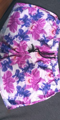 Customer photo review of Purple Orchid Flower Pattern Print Women's Shorts