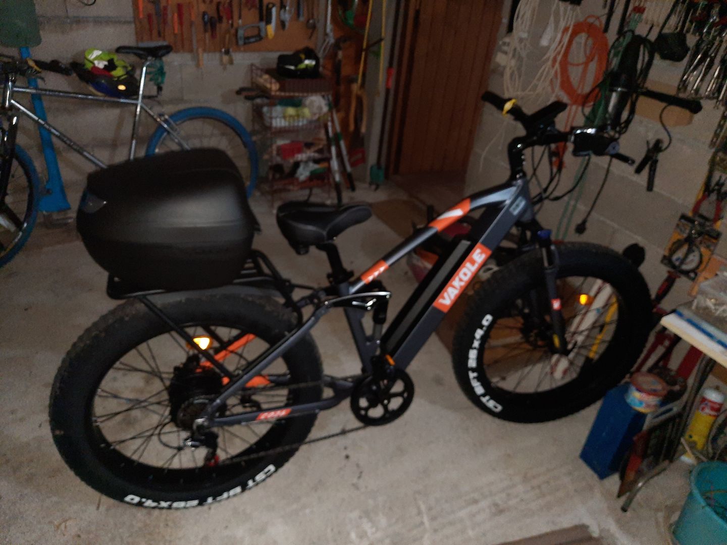 Customer photo review of VAKOLE Bike Lock Steel Five-digit Code Anti-theft 1.72CM Bold Cable Password Lock