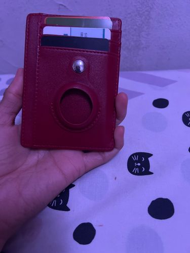 Customer photo review of Slim Leather Wallet With AirTag Pouch