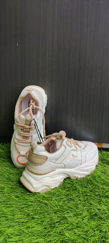 Customer photo review of Ivory Brown Women's Sneaker