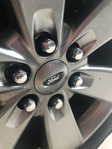 Customer photo review of Lug Nuts 24pcs 14x2.0 OEM/Stock for 2004-2014 Ford F150, 2000-2014 Expedition