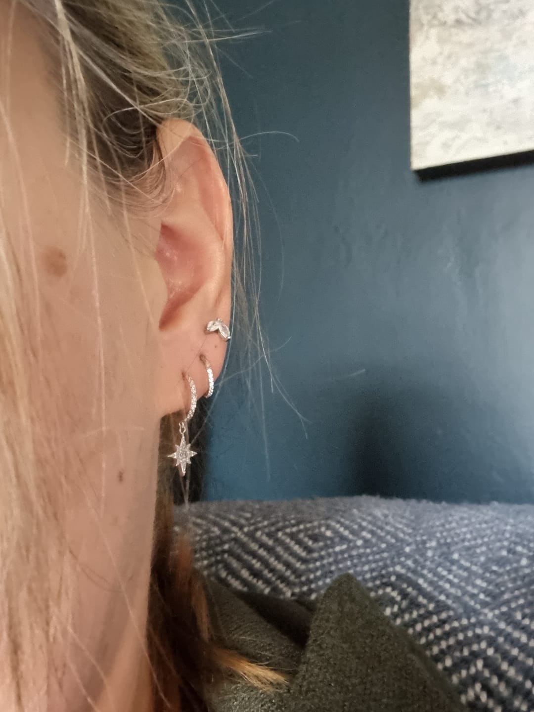 Customer photo review of VENUS North Star Pavé Huggie Hoop