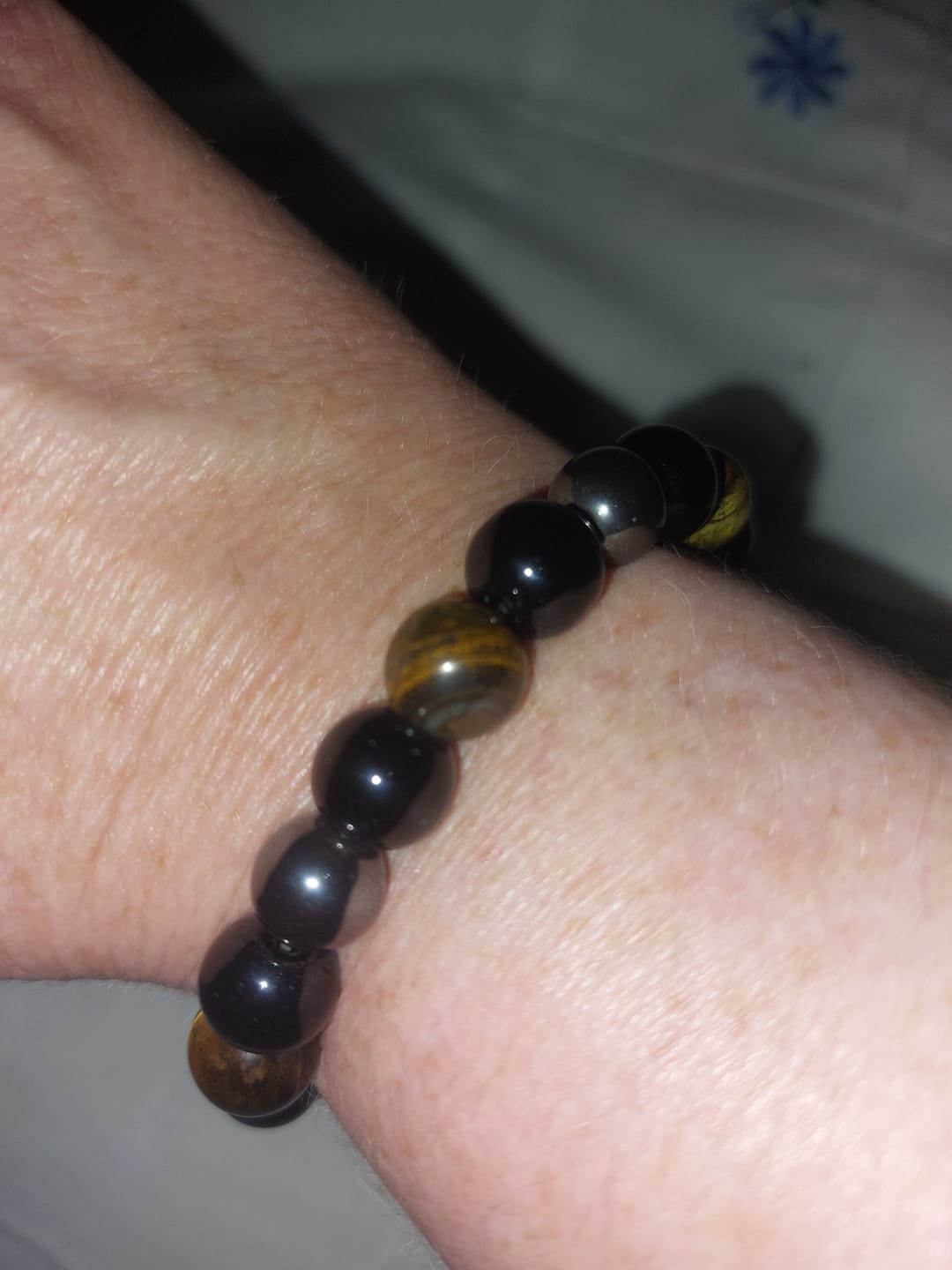 Customer photo review of Triple protection - beaded bracelet; black obsidian, tiger's eye and hematite