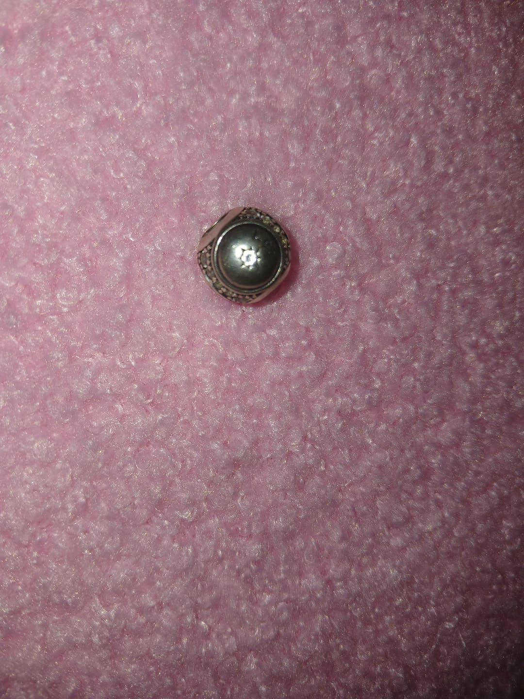 Customer photo review of Charm Horoscopo Diamantado