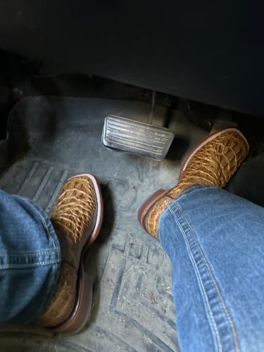 Customer photo review of "JAKE" CAIMAN NECK | MEN SQUARE TOE WESTERN COWBOY BOOTS