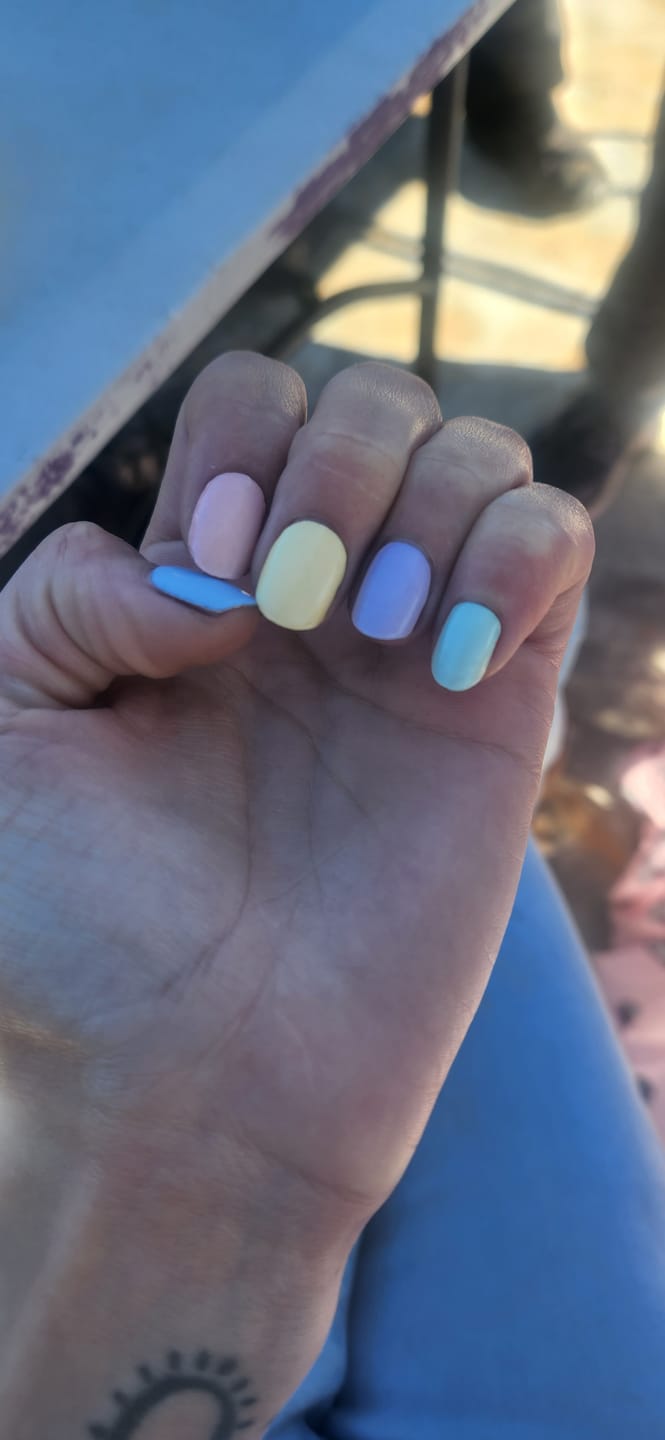 Customer photo review of Pastel Rainbow DIY Semicured Gel Nail Sticker Kit