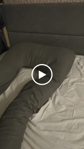 Customer video review of Long Pregnancy Pillow