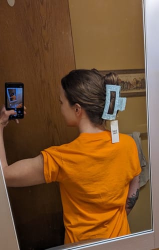 Customer photo review of Dreamy Claw Clip (Summer Collection)