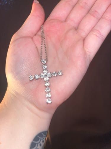 Customer photo review of “Cross my heart” Necklace