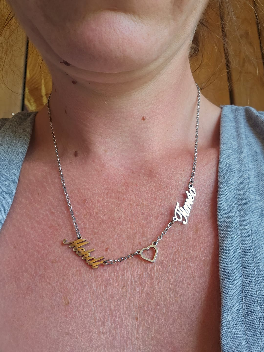Customer photo review of Collier Coeur & Prénoms Sautoir Personnalisé