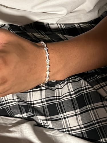 Customer photo review of HONEYCOMB BRACELET. - 3MM WHITE GOLD