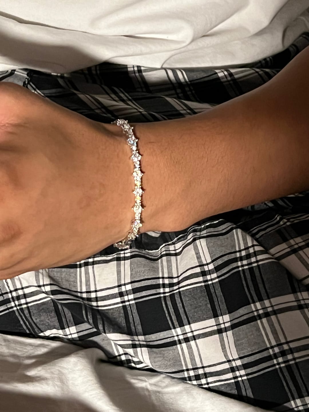 Customer photo review of HONEYCOMB BRACELET. - 3MM WHITE GOLD