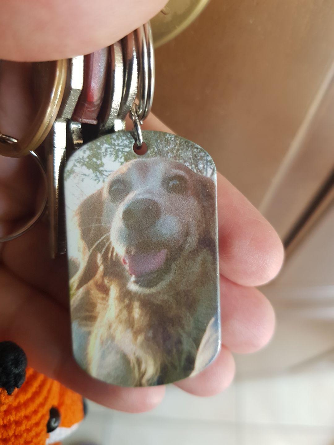 Customer photo review of Per sempre nel cuore - Portachiavi piastrina personalizzato