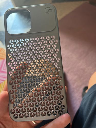 Customer photo review of Premium Aluminum Aromatherapy Heat Dissipation iPhone Case