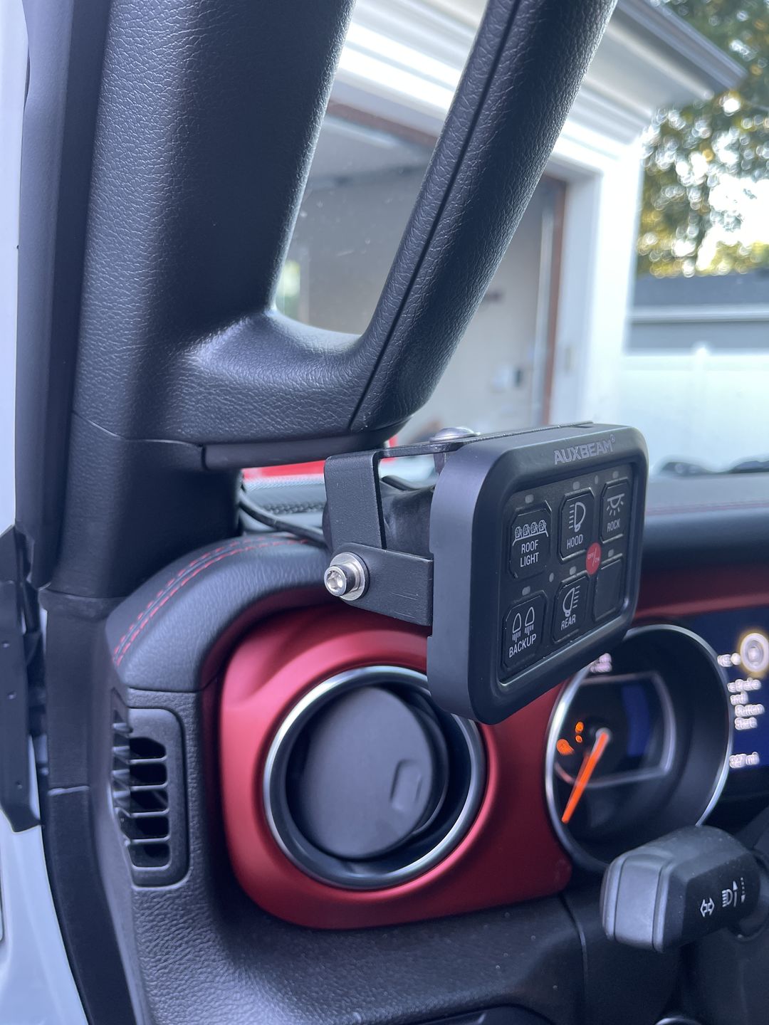 Customer photo review of JL/JLU  A-Pillar Ball Mount Solution