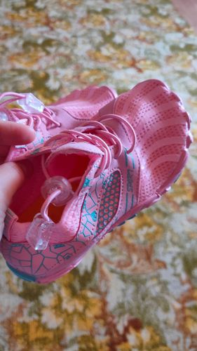 Customer photo review of Hike Teens - Non-Slip Barefoot Shoes for Kids