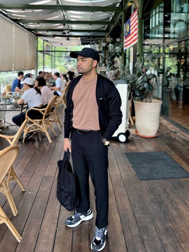 Customer photo review of Trousers With Belt Loop - Black Plain (Stretchable)