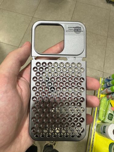 Customer photo review of Premium Aluminum Aromatherapy Heat Dissipation iPhone Case