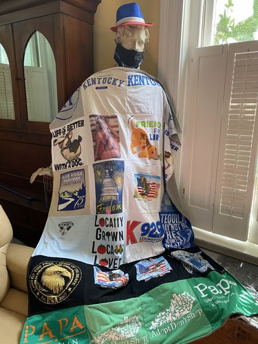 T-shirt quilt with dogs, friendship themes by Sarah from KY