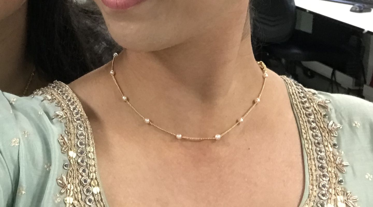 Customer photo review of Nura Pearl 18K Gold Necklace