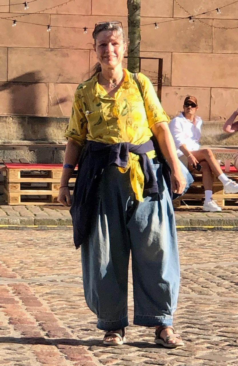Customer photo review of Plus Size - Simple Pure Color Loose Jeans