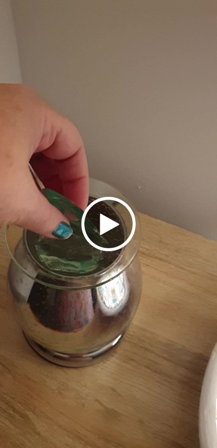 Customer video review of Frosted Eucalpytus Gel Melt