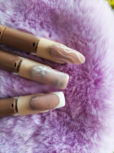 Customer photo review of Acrílico Make Cover Almond 1 oz Fantasy Nails