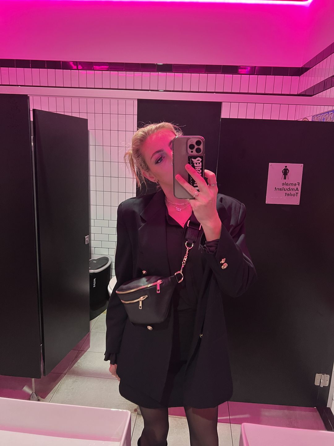 Customer photo review of The Bum Bag (Black / Gold)