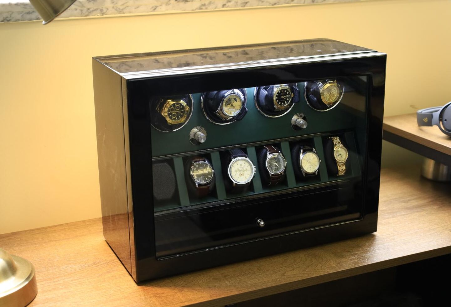 Customer photo review of Compact Design Watch Winder with Storage Organizer Case Quiet Mabuchi Motor