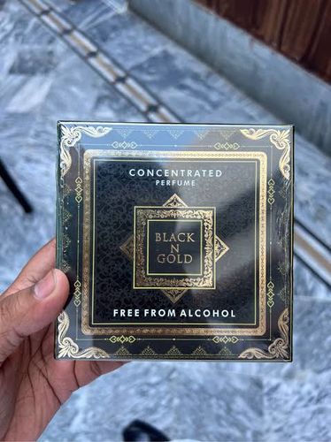 Customer photo review of Black And Silver | Premium Attars | 12ml