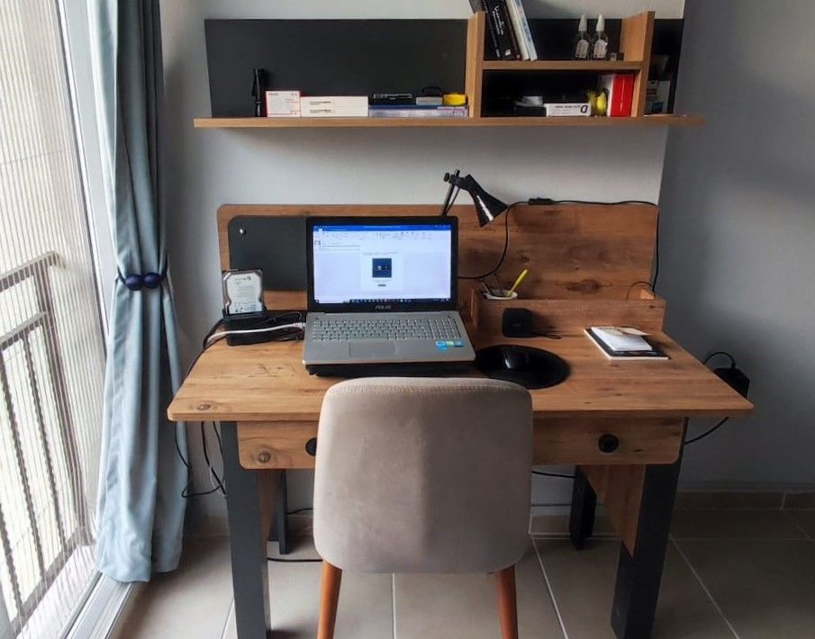 Customer photo review of Rani AE103 Dekoratif Duvar Rafı  Antrasit - Sepet Ceviz