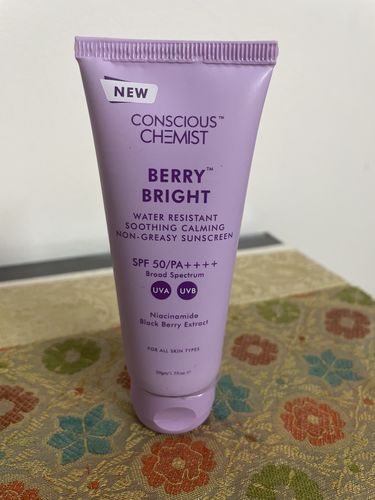 Customer photo review of Niacinamide Sunscreen | SPF 50 PA ++++ & Water Resistant