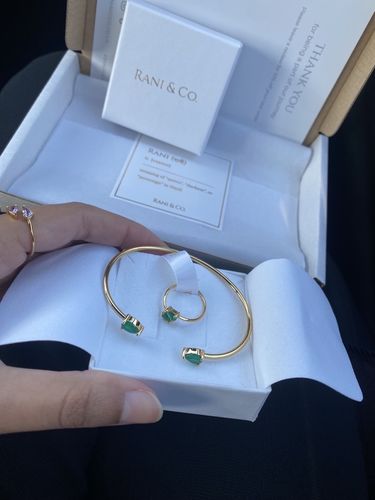 Customer photo review of Green Onyx Teardrop Ring (Gold)