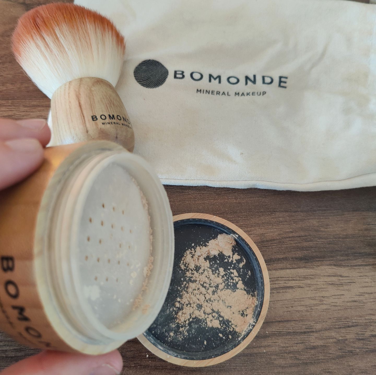 Customer photo review of Vegan Mineral Foundation - Refill