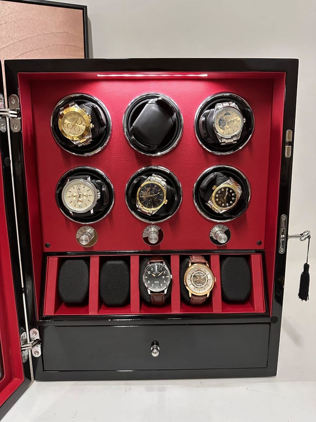 Customer photo review of Compact Design Watch Winder with Storage Organizer Case Quiet Mabuchi Motor